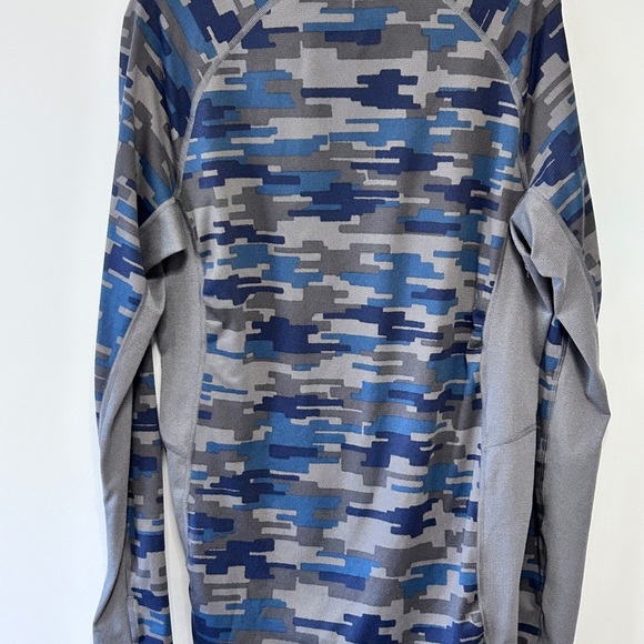 LL Bean Long Sleeve Men's XL Tall Henley Shirt Digital Camouflage Blue Gray - Picture 3 of 9